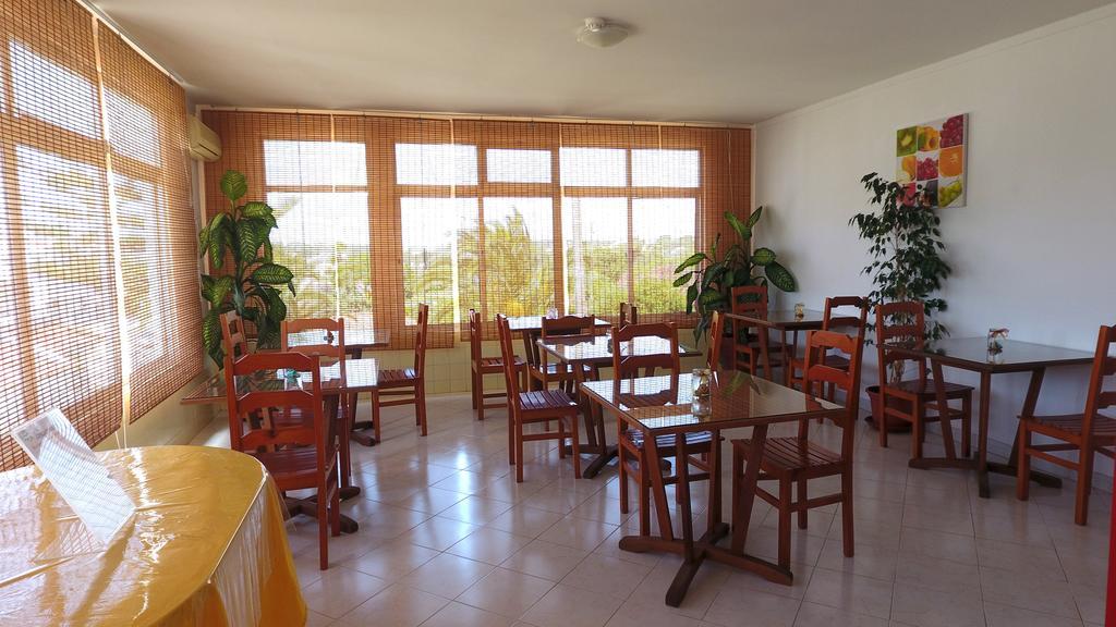 Villa Belinha - Guest House Quarteira Exterior photo